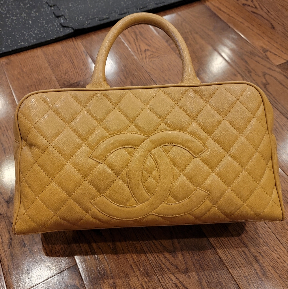 Authentic Chanel biege caviar bowling bag